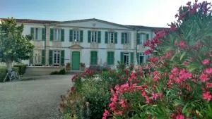 Ile de Ré - Proche plage - Hammam - Sauna - Piscine - 4 personnes - 滨海拉特朗什