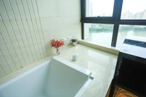 Grand New Century Kaimei Hotel In Nanchang Room Deals - 