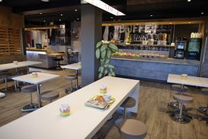 Hotels Ibis Budget Bollene : photos des chambres