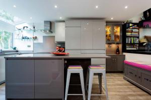 Veeve - Wimbledon Terrace House