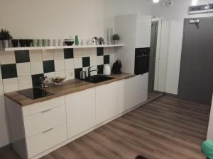 Apartament Nadmorski - Kompleks Pięć Mórz z basenem