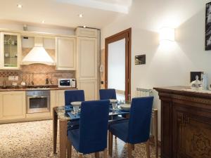 Romantic Lagoon - Canal view