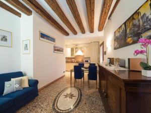 Romantic Lagoon - Canal view