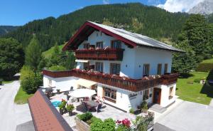 Appartement Hubner Ramsau Am Dachstein Austria J2ski