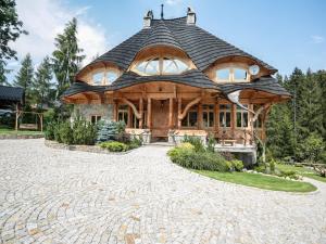 Ferienhaus TatryTOP Rezydencja Gaudi SPA Kościelisko Polen