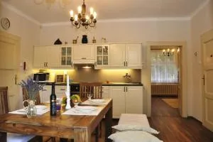 Atmospheric Quiet Apartment - Kyje