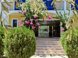 Castellania Hotel Apartments Tílos Greece