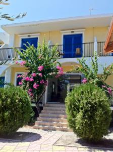 Castellania Hotel Apartments Tílos Greece