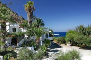 Hotel - Apartments Delfini Chania Greece