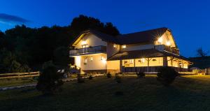 Tourist Farm Mali Raj 