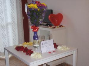 Studio 1 or 2 people room in Apartamentos El Cenachero
