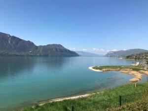 Appartements MRTN APARTMENTS Studio & Suites - Aix-les-Bains, hypercentre : photos des chambres