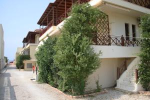 Two-floor house next to sea Korinthia Greece