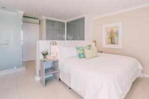 Bronze Beach Villa