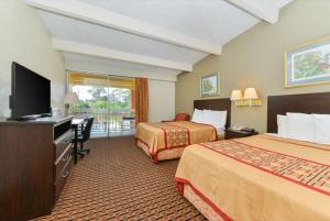 Double Room with Two Double Beds - Non-Smoking with Balcony or Patio room in Americas Best Value Inn Sarasota
