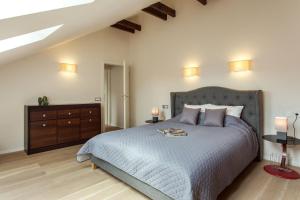 #stayhere - Spacious 2BDR Two Floor I Heart of Old Town