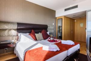 Double Twin Room with New Year's Dinner and Live Music room in Luna Hotel Dos Carqueijais