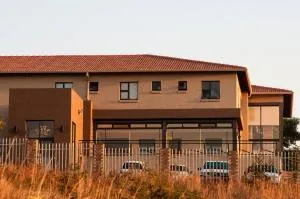 Eagle Nest Luxury Accommodation - Randfontein