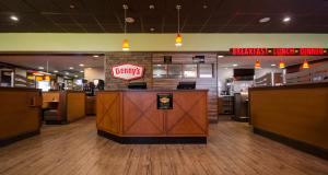 Irazú Hotel & Studios