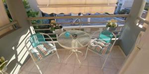 Athens Metro Mall Apart