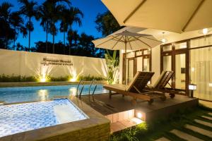 Riverside Hamlet Homestay & Villa