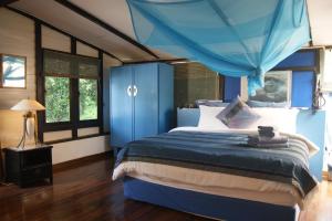 Experience Island Heritage Home