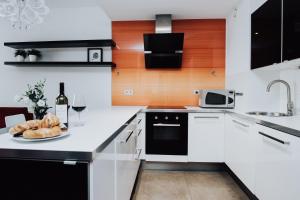 Happy Apartment
