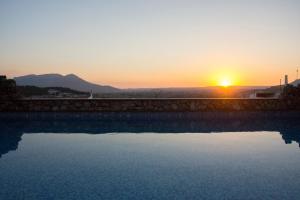 Alhanda Apartahotel