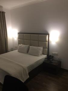 Shiva Oasis Resort