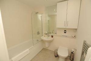 One-Bedroom Apartment room in PREMIER SUITES PLUS Bristol Cabot