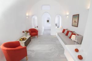 Oia Mare Villas Santorini Greece