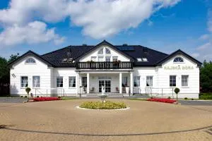 Dworek Rajska Góra - 威赫罗伏