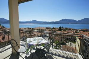 Three-Bedroom Apartment room in Appartamento Rochelle