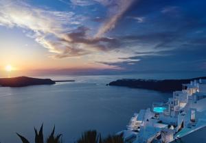 Tholos Resort Santorini Greece