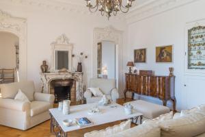 Penthouse Lou Lòu by iVillamia com