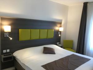 Hotels The Originals City, Hotel Le Cheval Rouge, Tours Ouest (Inter-Hotel) : photos des chambres