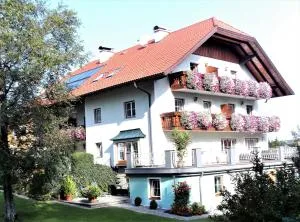 Pension Waldhof - Plainfeld