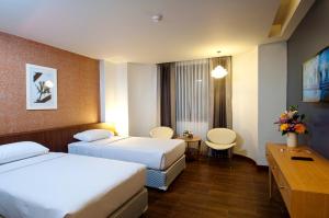 Flipper Lodge Hotel - SHA Extra Plus