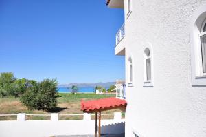 Phoenix Beachside Condos Korinthia Greece