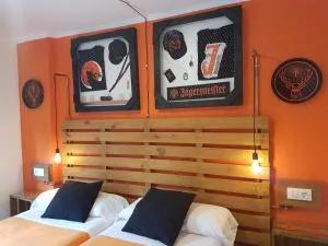 Barri Antic Hostel & Pub - Eixirivall