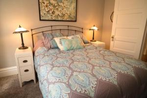 Deluxe Double Room room in Poppy Sister Inn
