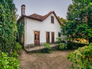 Three-Bedroom House room in Casas de Massinos