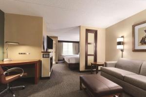 Queen Room with Two Queen Beds and Sofa Bed room in Hyatt Place Fort Worth Stockyard