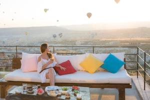 Helike Cave Suites