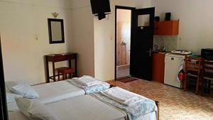 Kostas Studios Apartments Limnos Greece