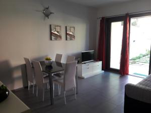 Lucrezia Apartment img19