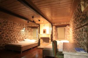 Bayiri Petit Pension Olympos Greece