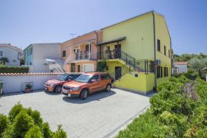 Apartments Javor