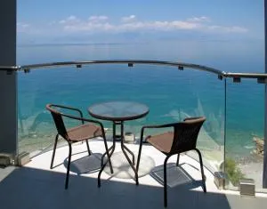 Ξενοδοχείο Αρίων (Arion Hotel)