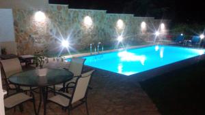 Apartment with Private Pool Korinthia Greece